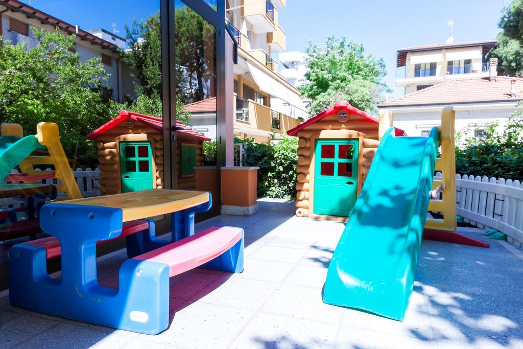 Hotel Paola Garden - Nuova Gestione Bellariva Di Rimini Zewnętrze zdjęcie