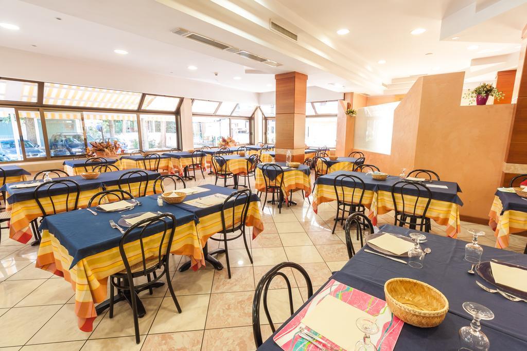 Hotel Paola Garden - Nuova Gestione Bellariva Di Rimini Zewnętrze zdjęcie
